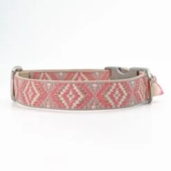 THE DOG IDEA Boho-Chic Halsband Coral S -Ruffwear Verkäufe 86a2b508d1c10b75b56e5003a6fa3621aa582ec3 1662745 de DE 73ef9c338754049eaf74b2e033aac425cd74ac01D3A4lT